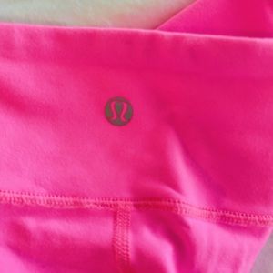 Lululemon Cropped Luxtreme Leggings